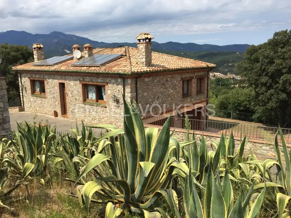 Vista exterior de Finca rústica en venta en Darnius con Aire acondicionado, Calefacción y Jardín privado
