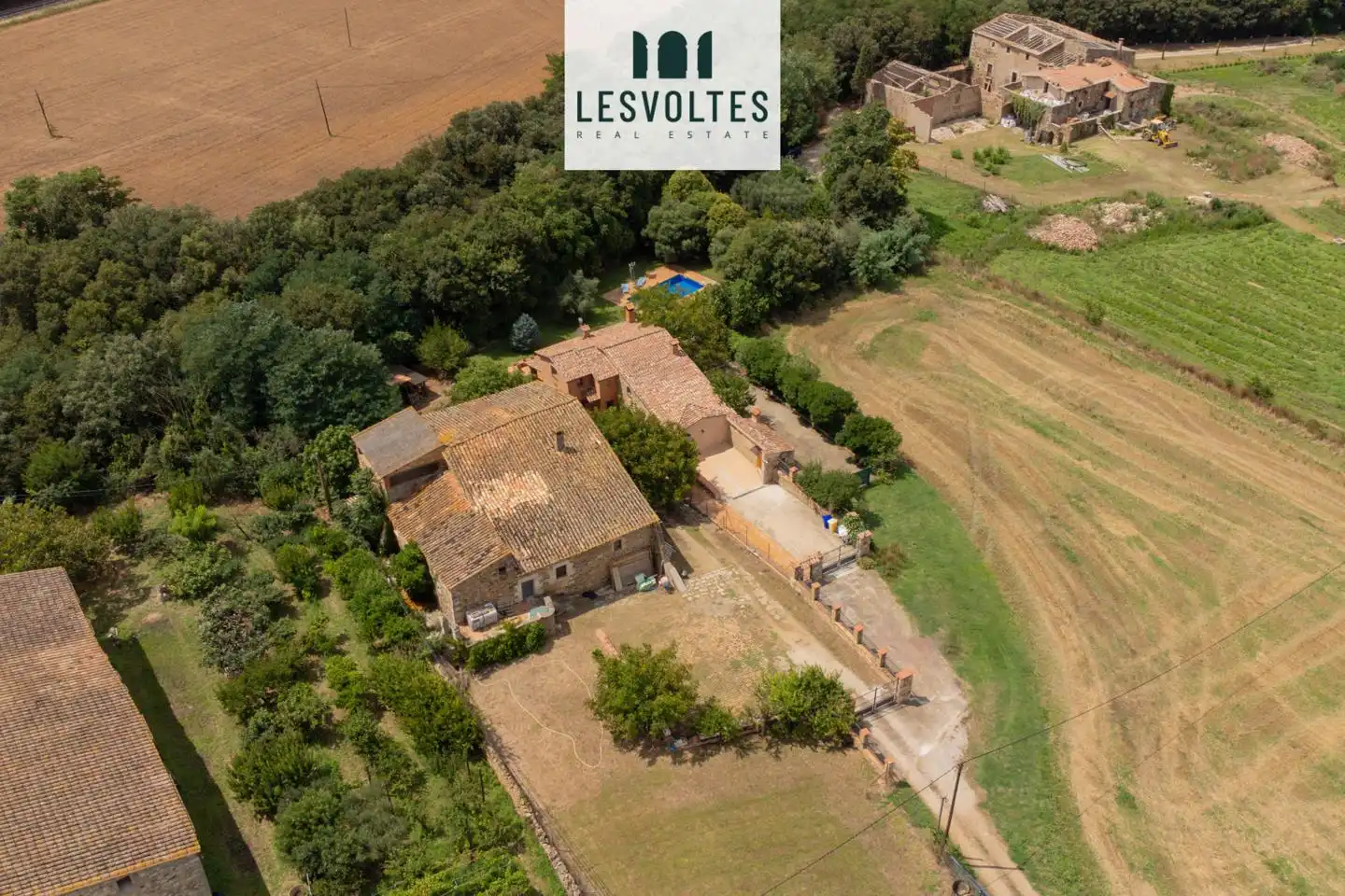 Vista exterior de Casa o xalet en venda en Juià amb Aire condicionat, Calefacció i Jardí privat