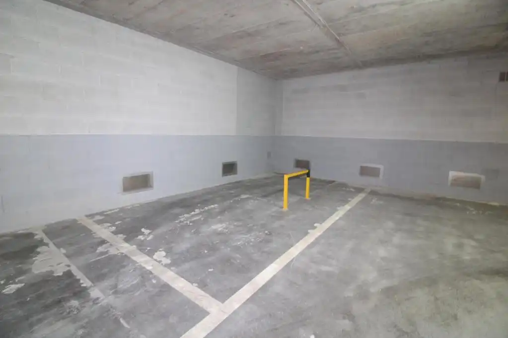 Parking with lift for sale in c/ pere jacas, imagen 3
