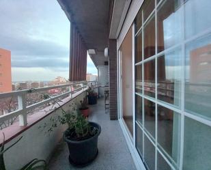 Balcony of Flat for sale in Badalona  with Air Conditioner, Heating and Terrace