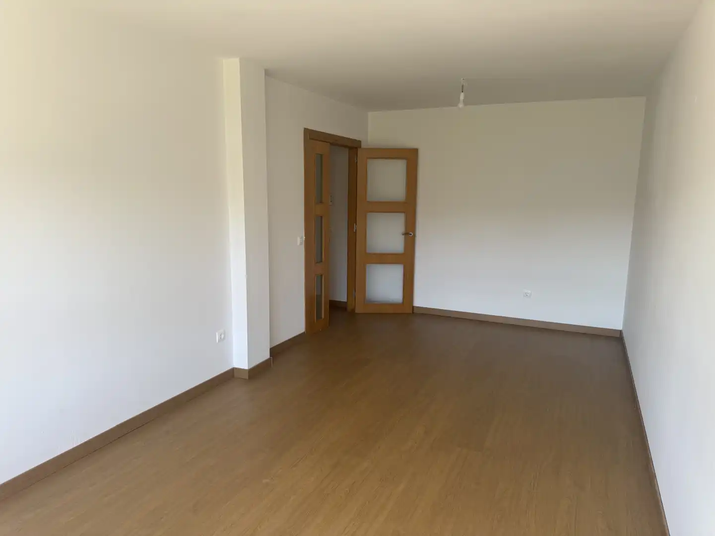 Dormitori de Pis en venda en Avilés amb Calefacció, Jardí privat i Parquet