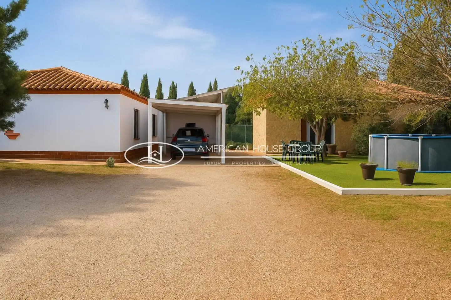 Exterior view of Houses for sale in Chiclana de la Frontera  with Private garden, Storage room and Swimming Pool