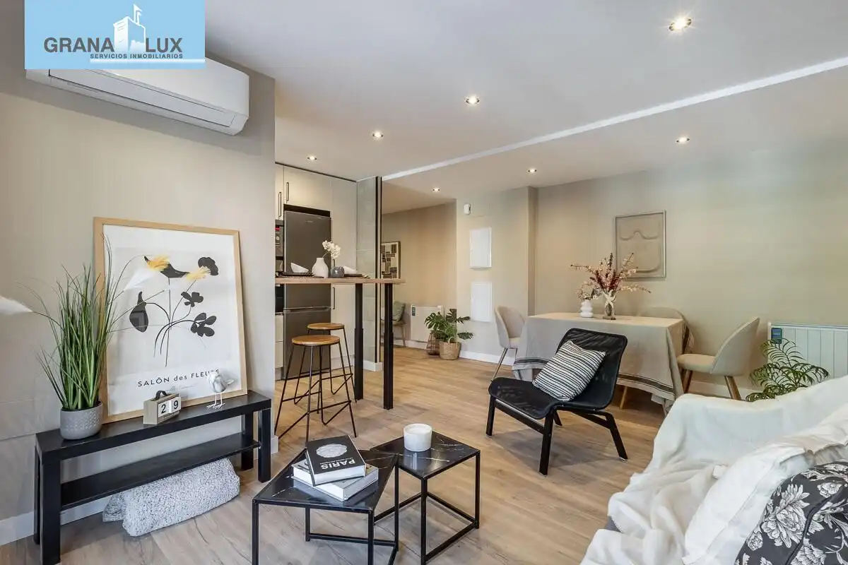 Appartamento con terrazza in vendita a Calle ALMUÑECAR, imagen 9