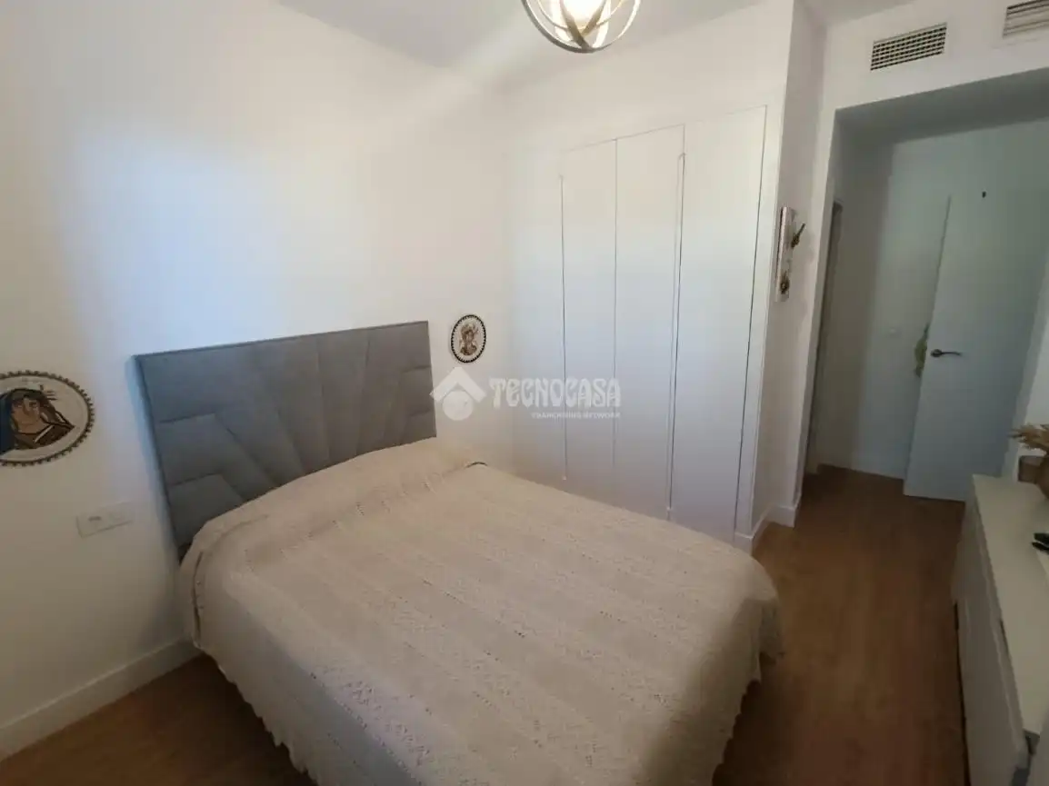Habitación de Piso en venta en Sevilla con Aire acondicionado