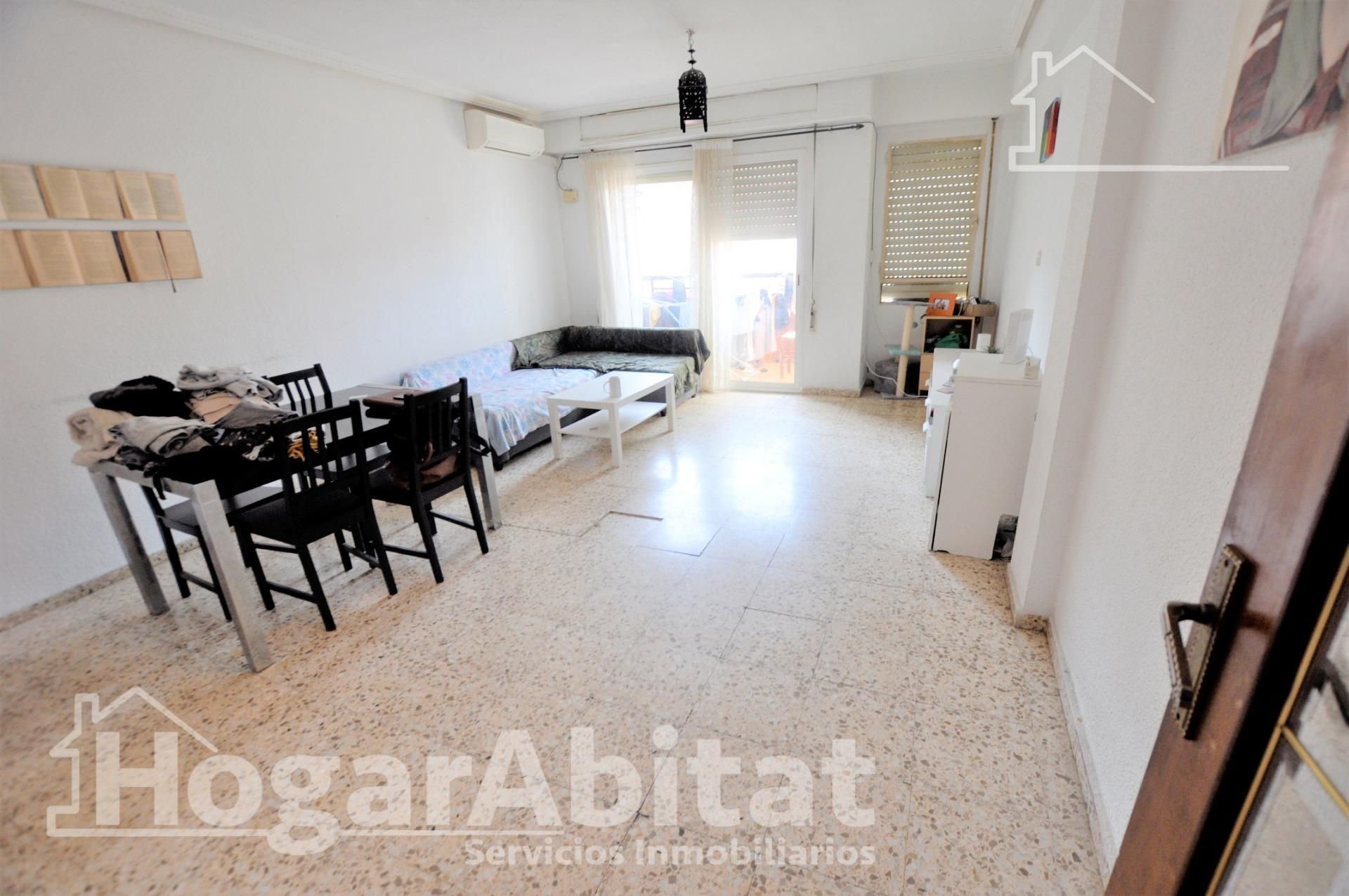 Sala d'estar de Pis en venda en Xirivella amb Aire condicionat, Calefacció i Traster