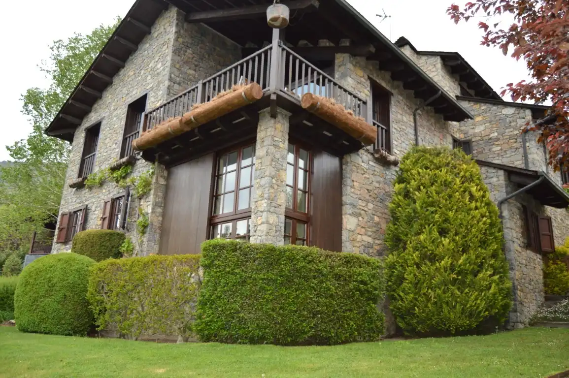 Vista exterior de Casa o chalet de alquiler en Prullans con Jardín privado, Parquet y Terraza