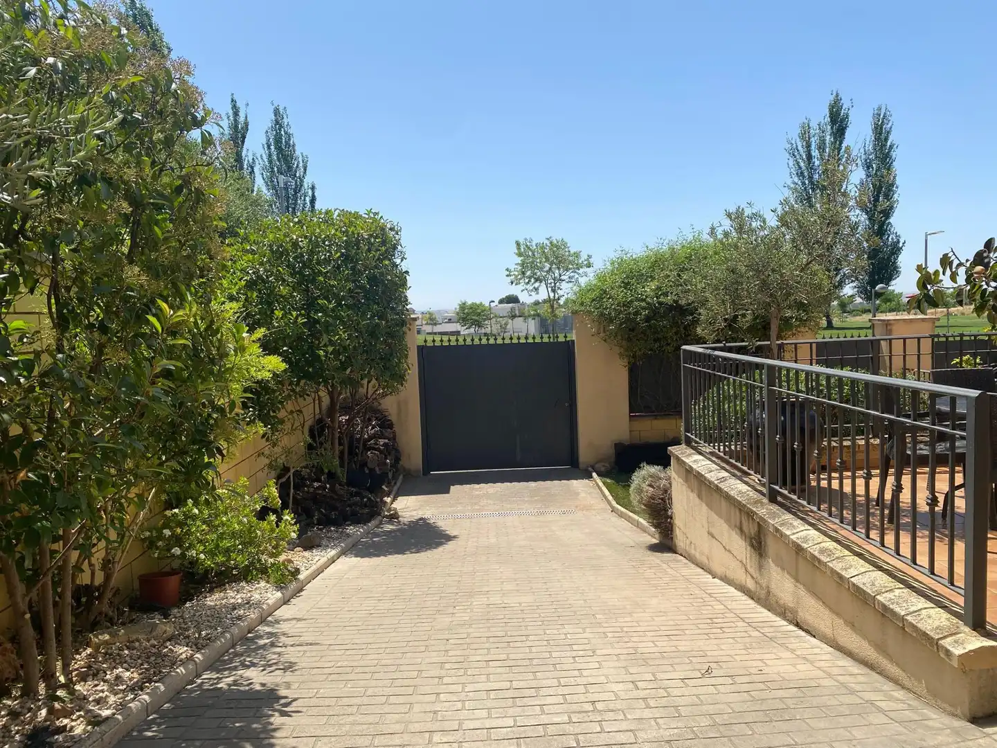 Vista exterior de Casa o chalet en venta en Córdoba con Aire acondicionado, Calefacción y Jardín privado