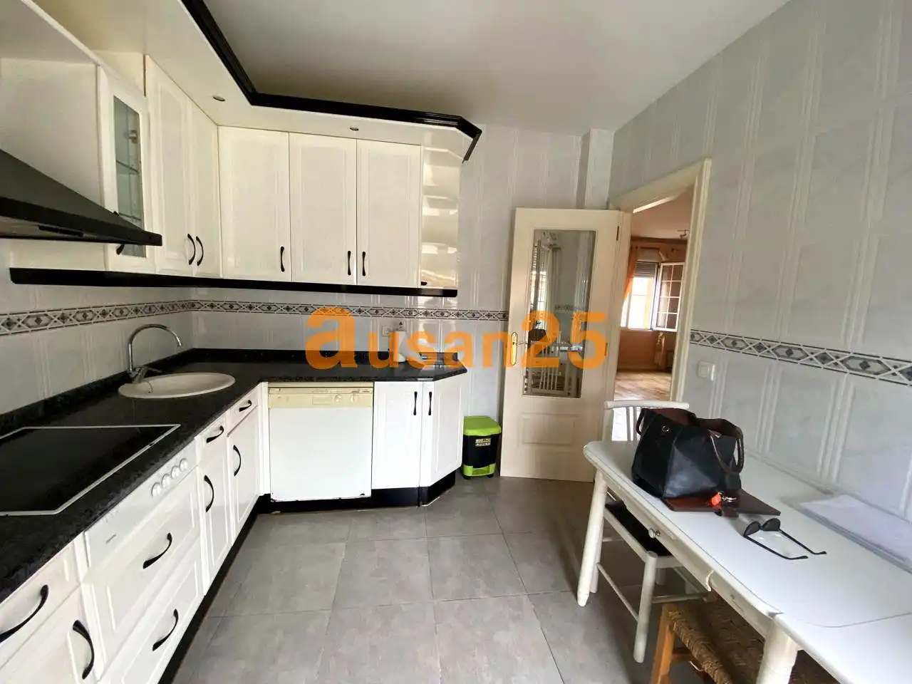 Küche von Haus oder Chalet zum Verkauf in Fresnillo de las Dueñas mit Heizung, Parkett und Terrasse