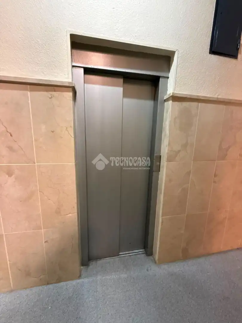 Piso en venta en Sevilla con Trastero y Balcón