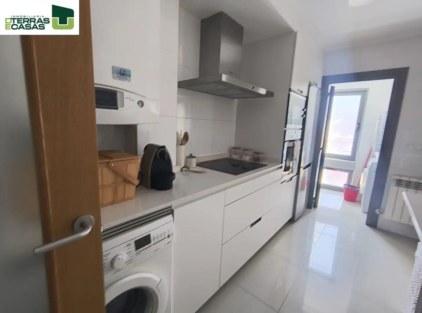 Kitchen of Flat for rent in Bueu  with Air Conditioner, Heating and Furnished