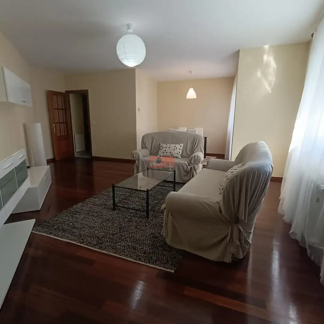 Flat for rent in Residencia - Abella