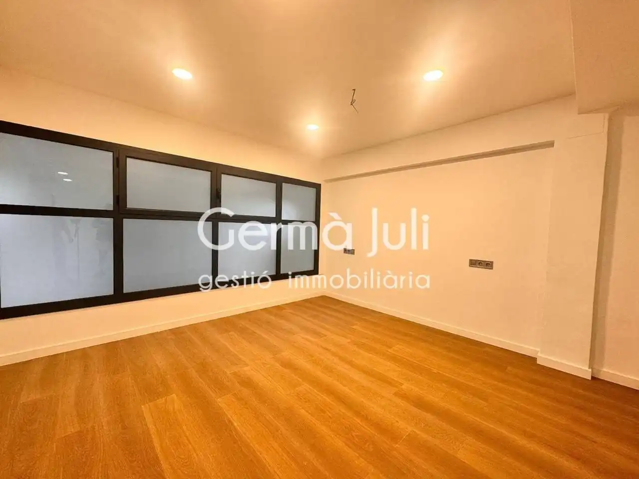 Local comercial en venda a Centre, imagen 9
