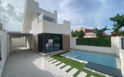 Swimming pool of House or chalet for sale in Los Alcázares