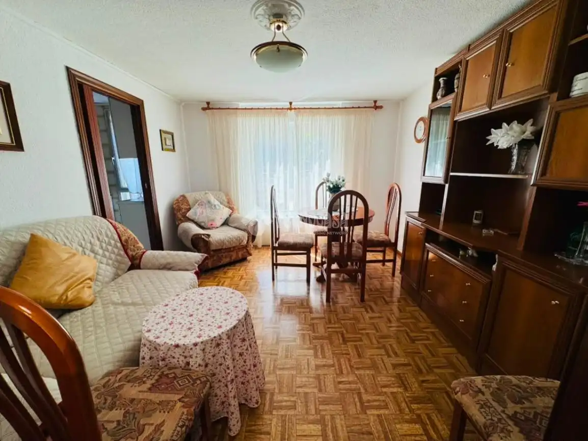 Living room of Flat for sale in Madrid