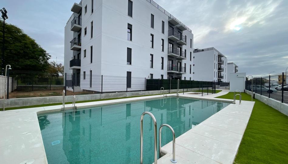 Photo 1 of Flat to rent in Calle de Antonio Chacón 'el Pela', Camas, Sevilla