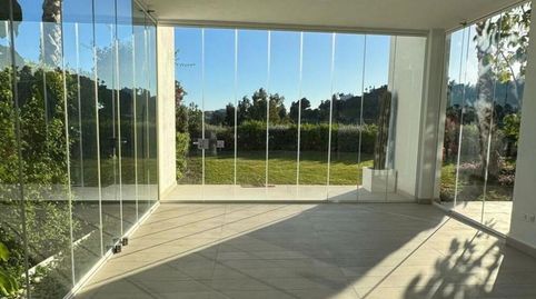Foto 3 de Planta baixa de lloguer a Nueva Atalaya, Estepona