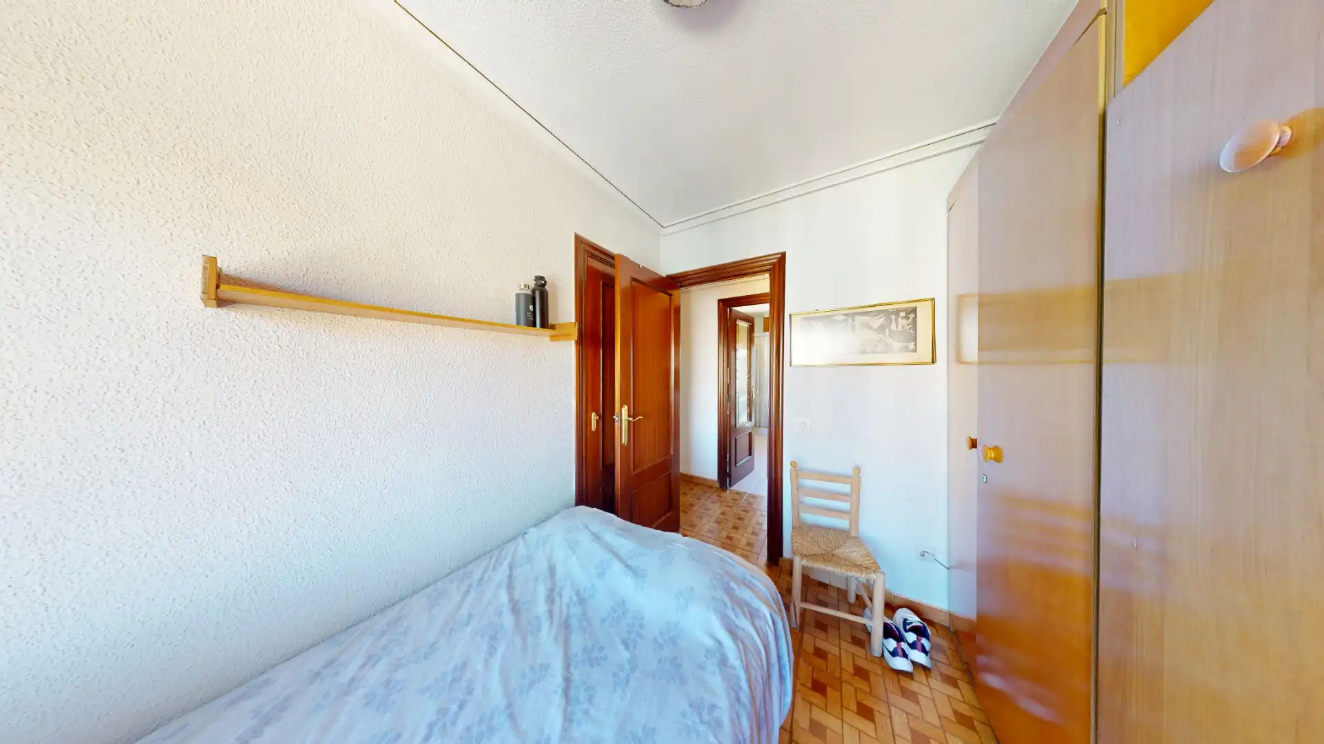 Habitación de Piso en venta en Alicante / Alacant con Aire acondicionado, Terraza y Amueblado