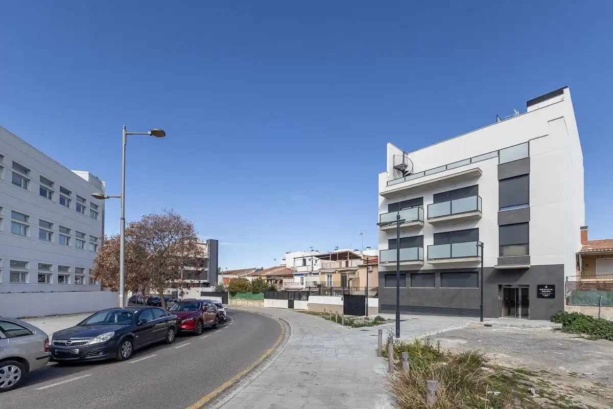Vista exterior de Pis de lloguer en Armilla amb Aire condicionat, Calefacció i Moblat