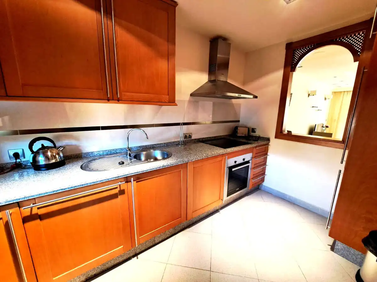 Apartment with terrace for sale in Nueva Andalucía, imagen 6