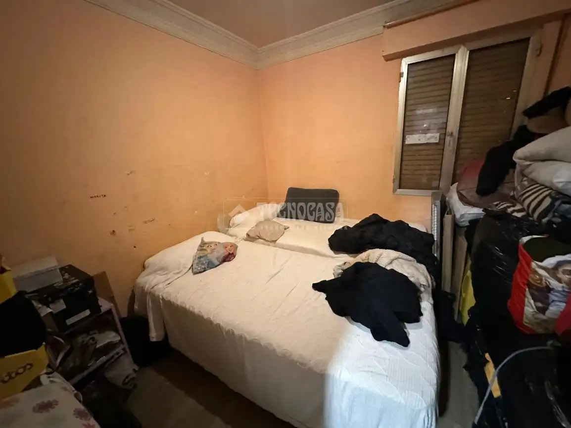 Bedroom of Flat for sale in Zaragoza