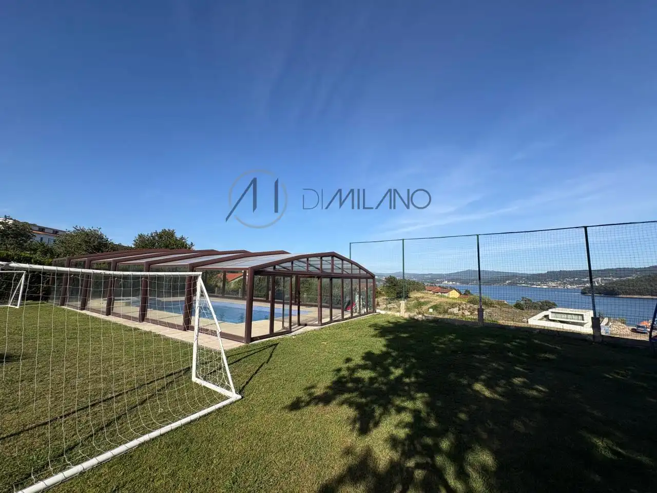 Piscina de Casa o chalet en venta en Poio con Calefacción, Jardín privado y Parquet