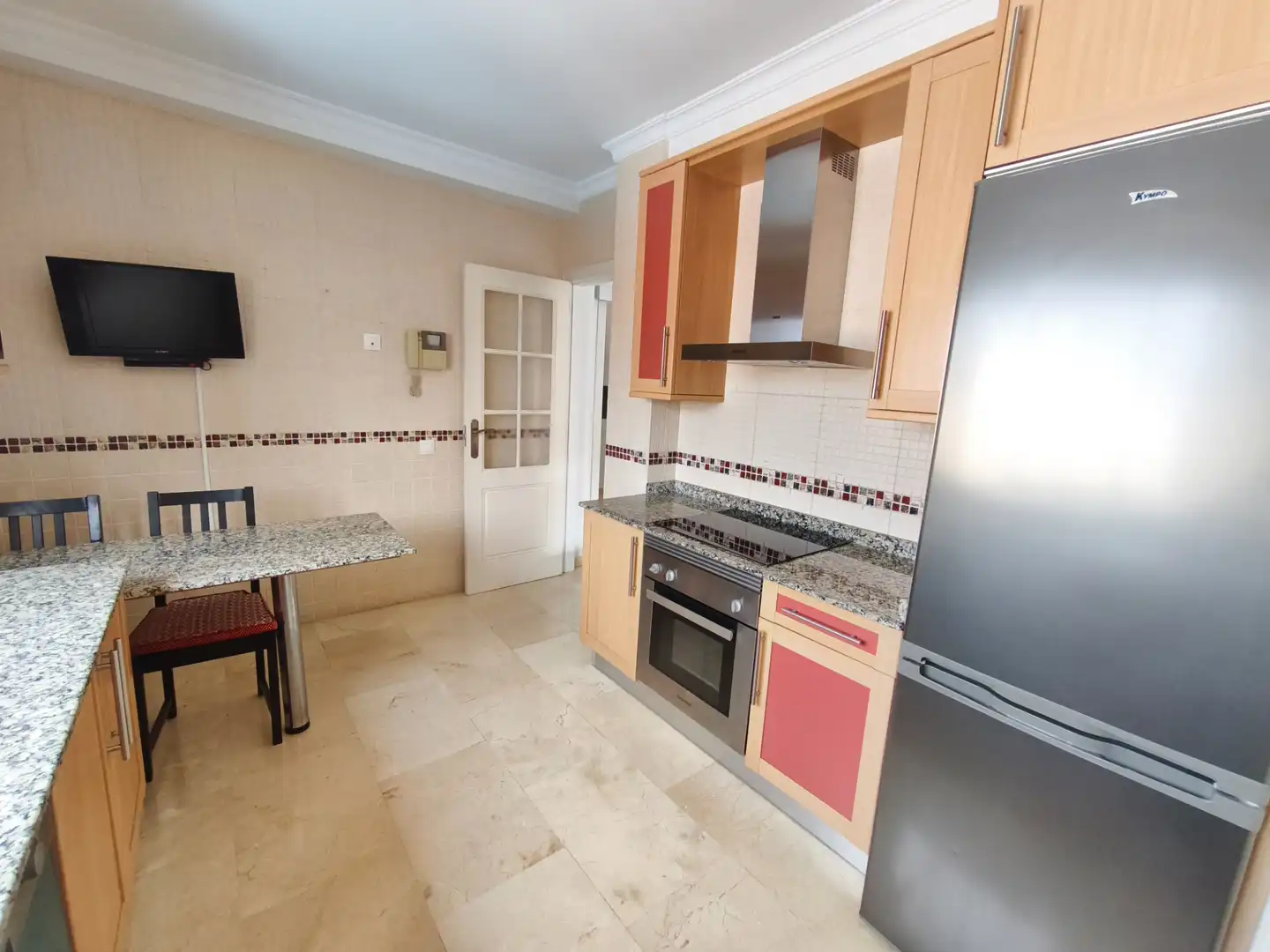 Küche von Wohnung zum Verkauf in Las Palmas de Gran Canaria mit Abstellraum und Gemeinschaftspool