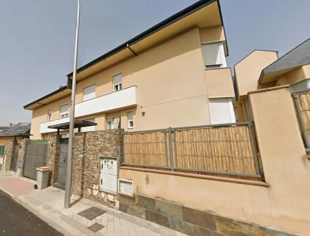 Exterior view of Houses for sale in  Madrid Capital  with Terrace