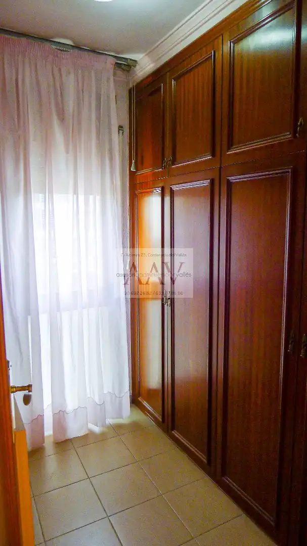 Habitación de Casa o chalet en venta en Cerdanyola del Vallès con Calefacción, Jardín privado y Terraza