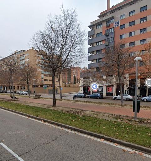 Foto 2 de Pis en venda a Avenida de la Peseta, PAU de Carabanchel, Madrid