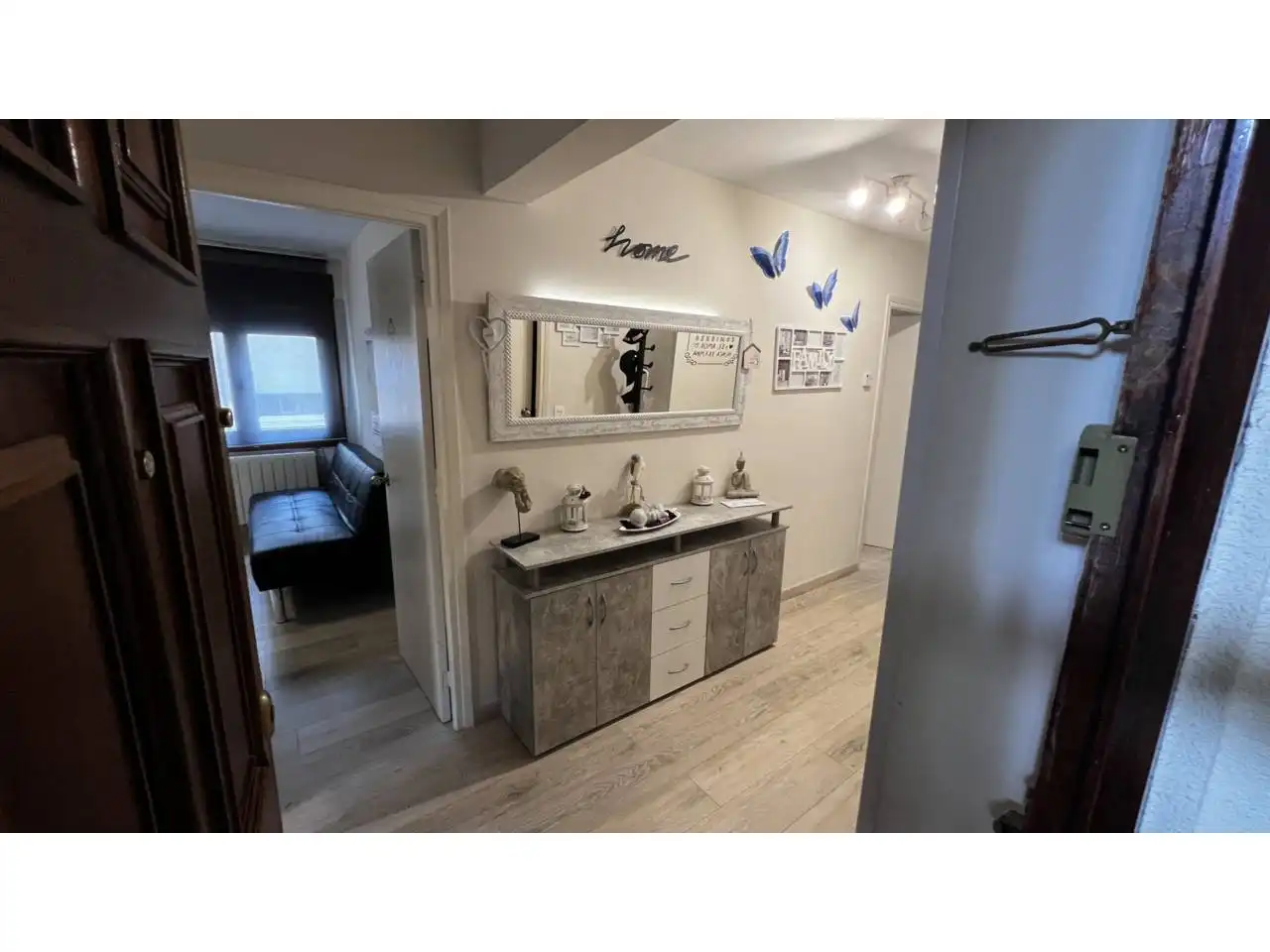 Baño de Piso en venta en Espinosa de los Monteros con Calefacción, Terraza y Amueblado