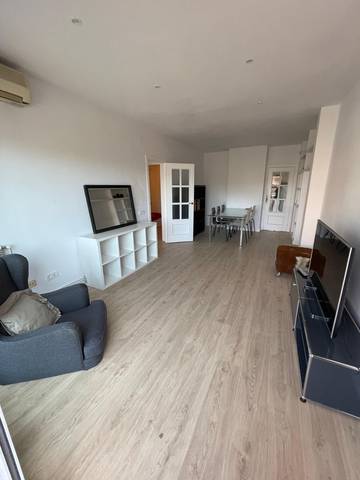 Piso en Alquiler en Carrer de Nàpols en Fort Pienc