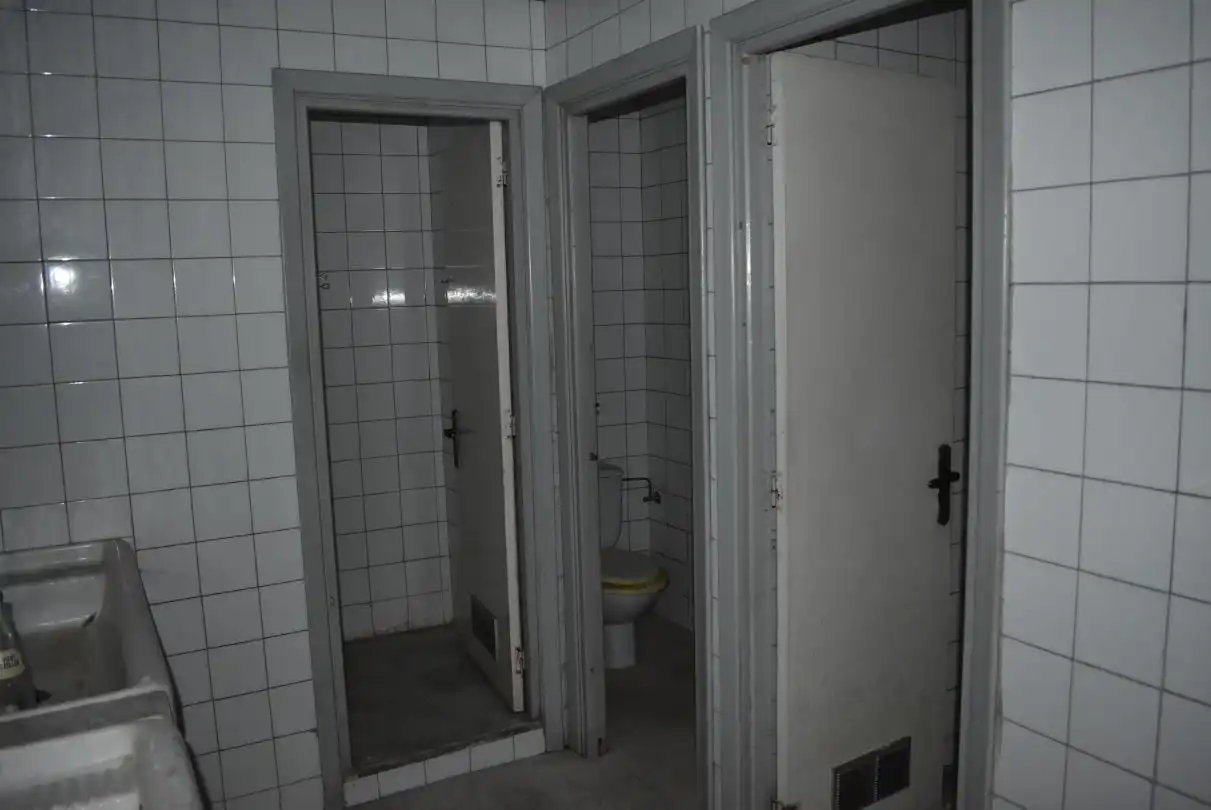 Bathroom of Industrial buildings for sale in Eibar