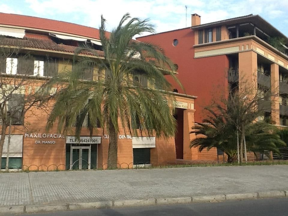 Vista exterior de Pis de lloguer en  Sevilla Capital amb Aire condicionat