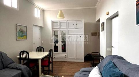 Foto 2 de Piso de alquiler en Cortes - Huertas,  Madrid Capital