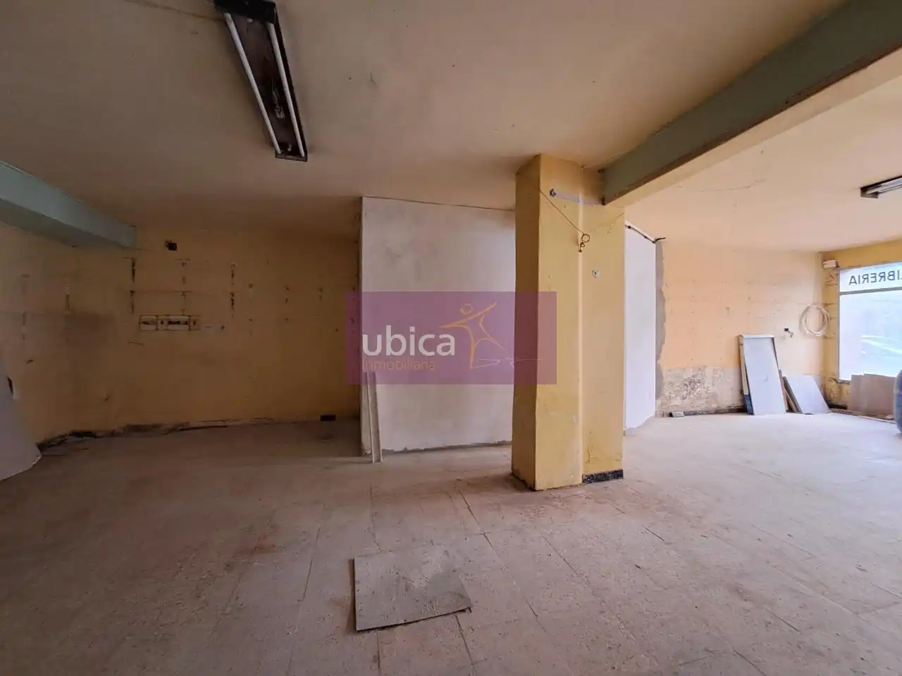 Local comercial en venda a Ponteareas, imagen 6