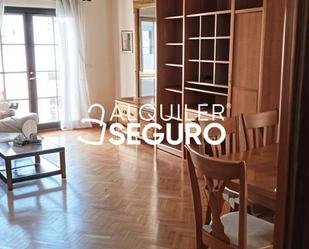 Living room of Flat to rent in  Toledo Capital  with Heating and Terrace