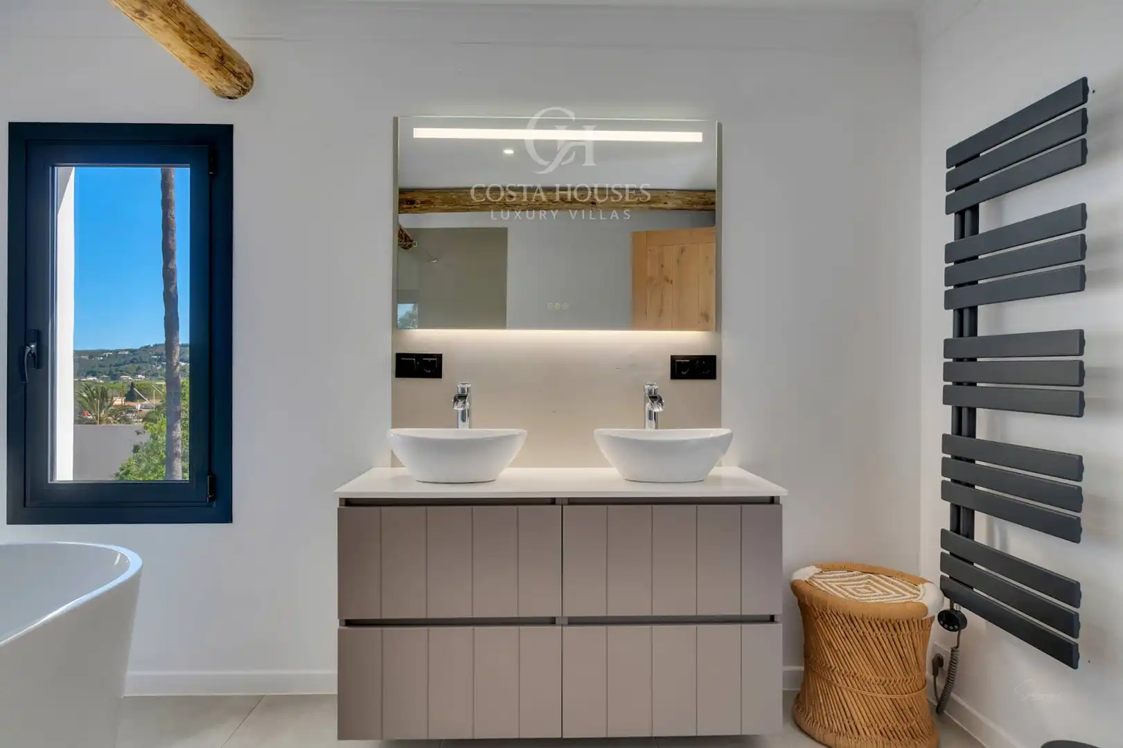 Bathroom of Houses for sale in Jávea / Xàbia  with Air Conditioner, Heating and Private garden