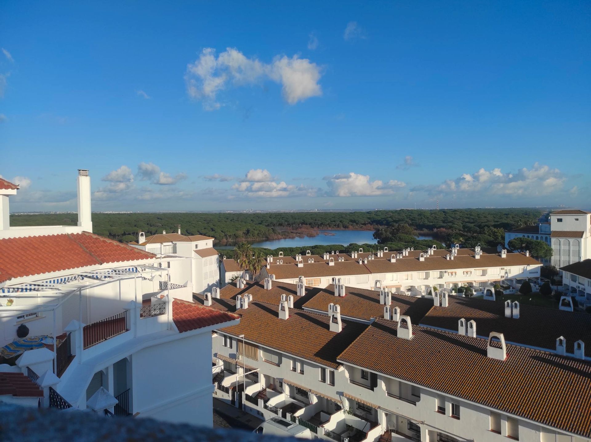 Vista exterior de Àtic en venda en El Portil amb Terrassa, Moblat i Rentadora