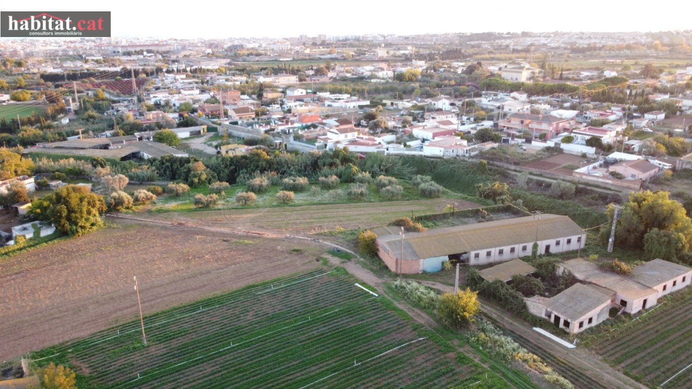 Country house for sale in Vilanova i la Geltrú  with Private garden and Terrace