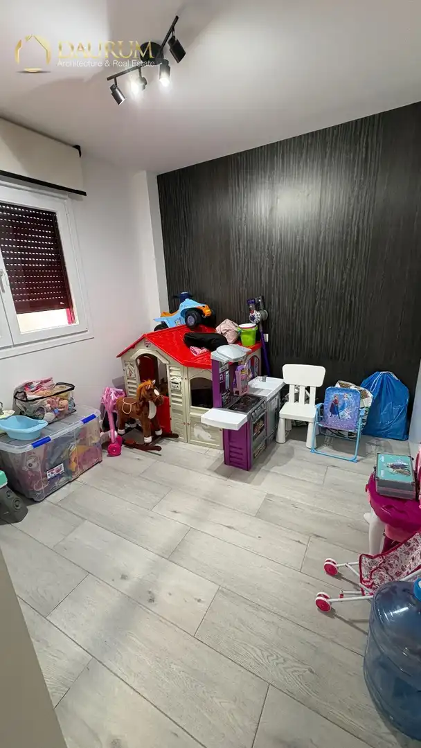 Casa adosada en venta en Rivas-Vaciamadrid con Aire acondicionado, Calefacción y Trastero