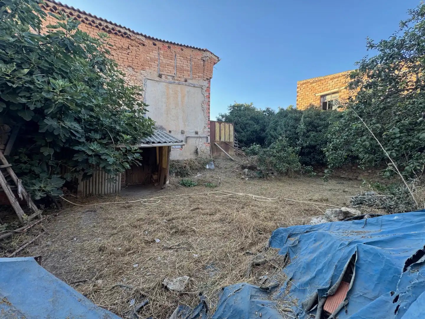 Country homes for sale in Adrada de Haza  with Private garden, Parquet flooring and Storage room