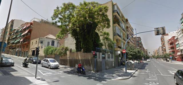 Terreno residencial en Venta en  novelda, 1 en Altozano - Conde Lumiares