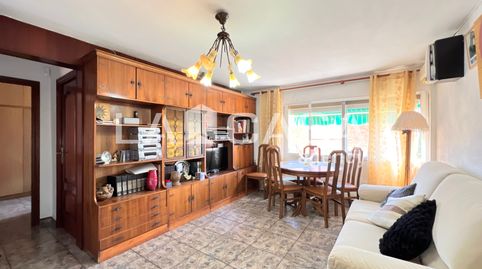 Piso de 69 m2 con 3 habitaciones y ascensor junto a Metro Gorg