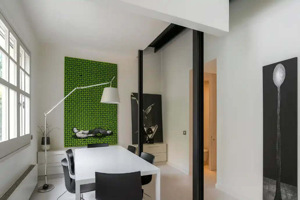 Casa a schiera con terrazza in vendita a Passatge de Güell, imagen 5