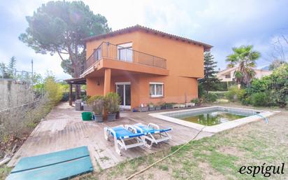 Jardí de Casa o xalet en venda en Cabrils amb Aire condicionat, Calefacció i Jardí privat