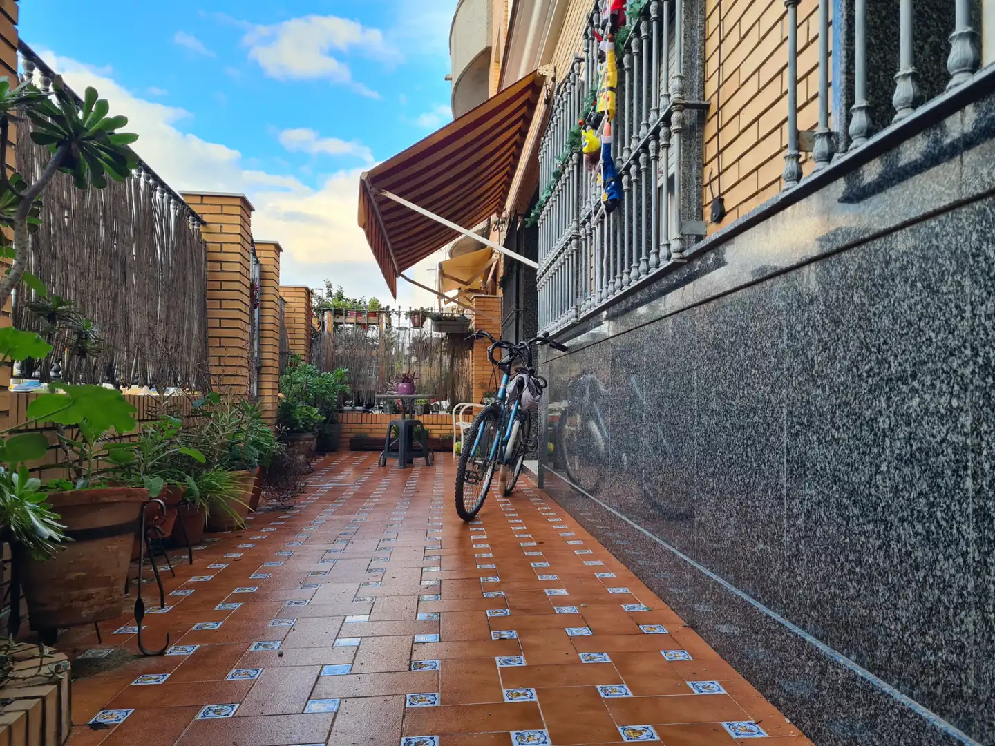 Exterior view of Detached homes for sale in Sevilla  with Air Conditioner, Terrace and Balcony