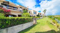 Vista exterior de Casa o xalet en venda en Santa Pola amb Aire condicionat, Calefacció i Jardí privat