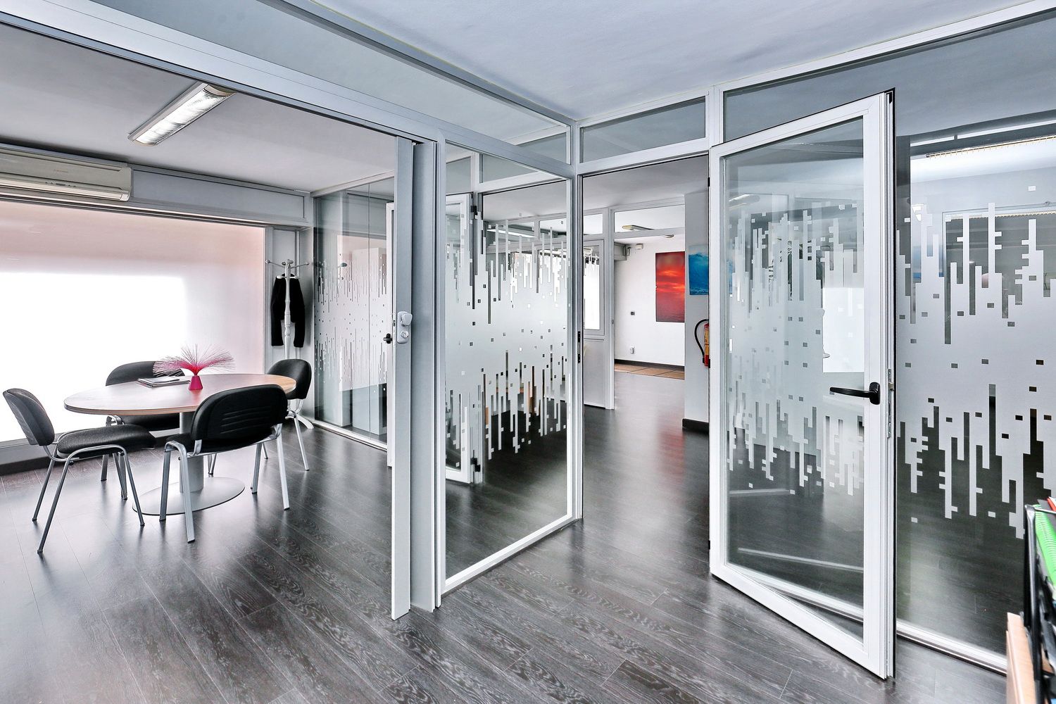 Flat for sale in  Barcelona Capital  with Air Conditioner, Heating and Alarm