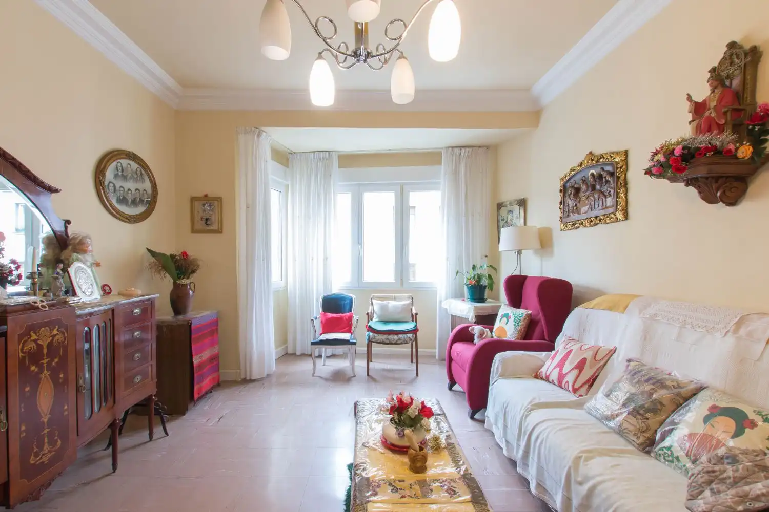 Living room of Flat for sale in  Pamplona / Iruña  with Heating and Balcony
