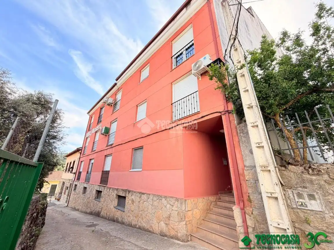 Vista exterior de Pis en venda en Arenas de San Pedro amb Aire condicionat i Calefacció